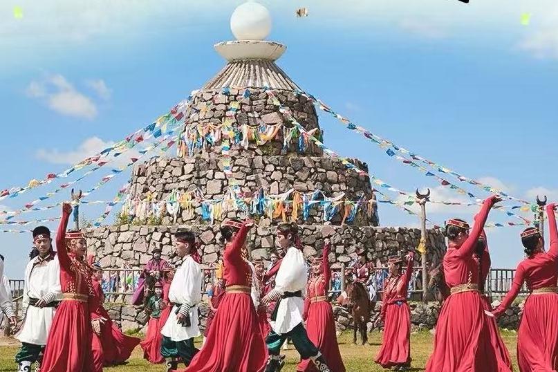 纵马敕勒川，寻梦草原魂：呼和浩特蒙古族文化深度体验全攻略