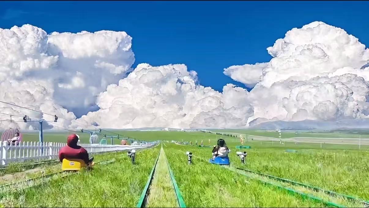 第一次去呼和浩特？2026全网最全避坑指南：一半烟火，一半天堂！