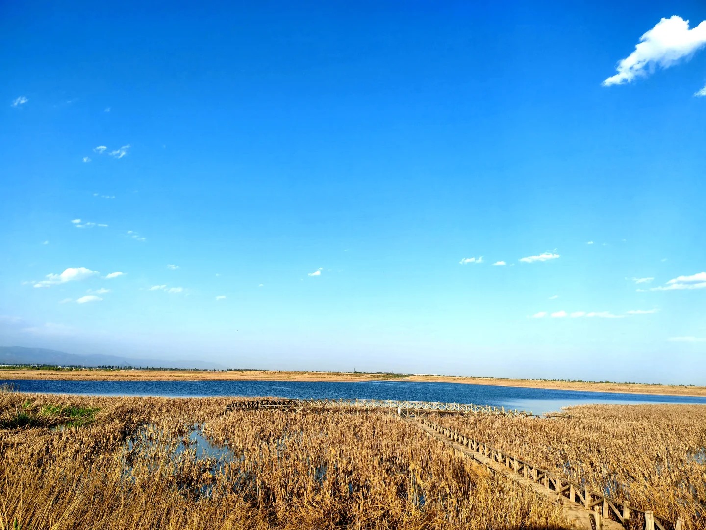 蒙中大观（草原沙漠火山2日游）